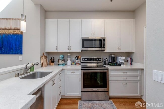 Photo - 2075 Sutter St