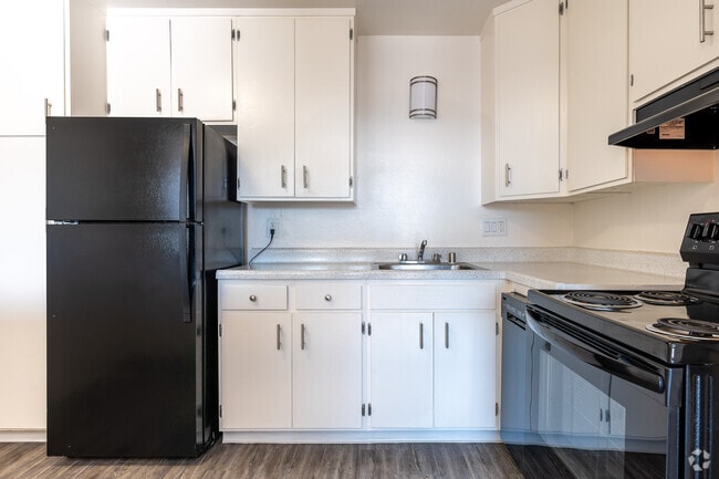 1BR - 1BA