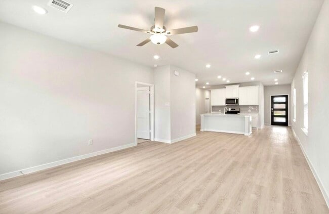 Photo - 32915 Silver Mdw Wy