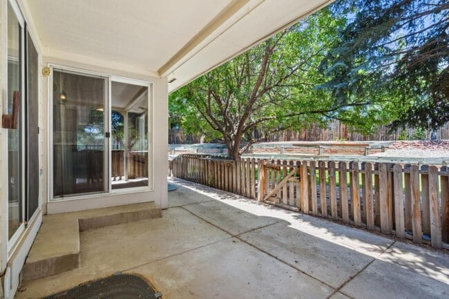 Photo - 226 S 3rd St