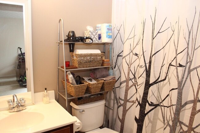 Photo - 96 Arrowfeather Ln