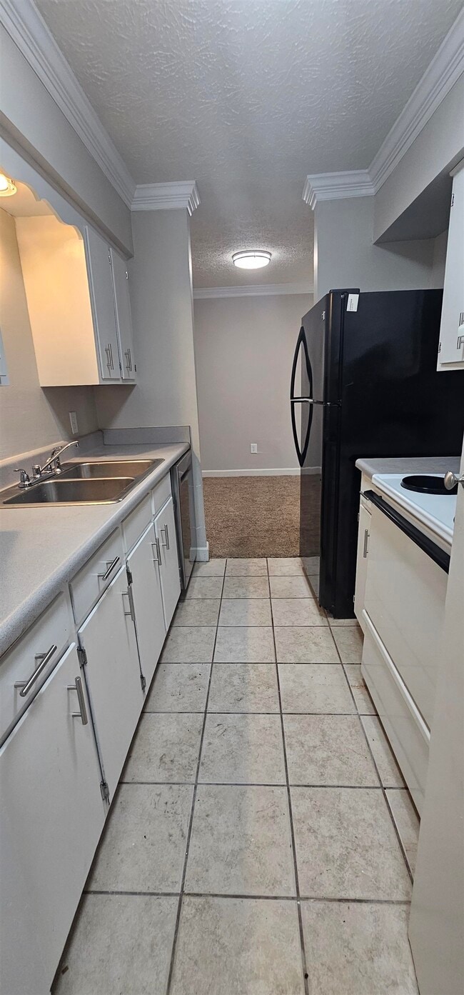 Photo - 615 Carter Ln