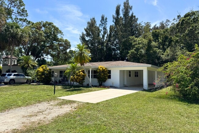 Building Photo - 2555 Granada Ave Rental