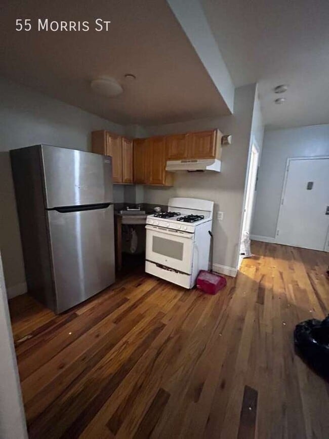 Photo - 55 Morris St