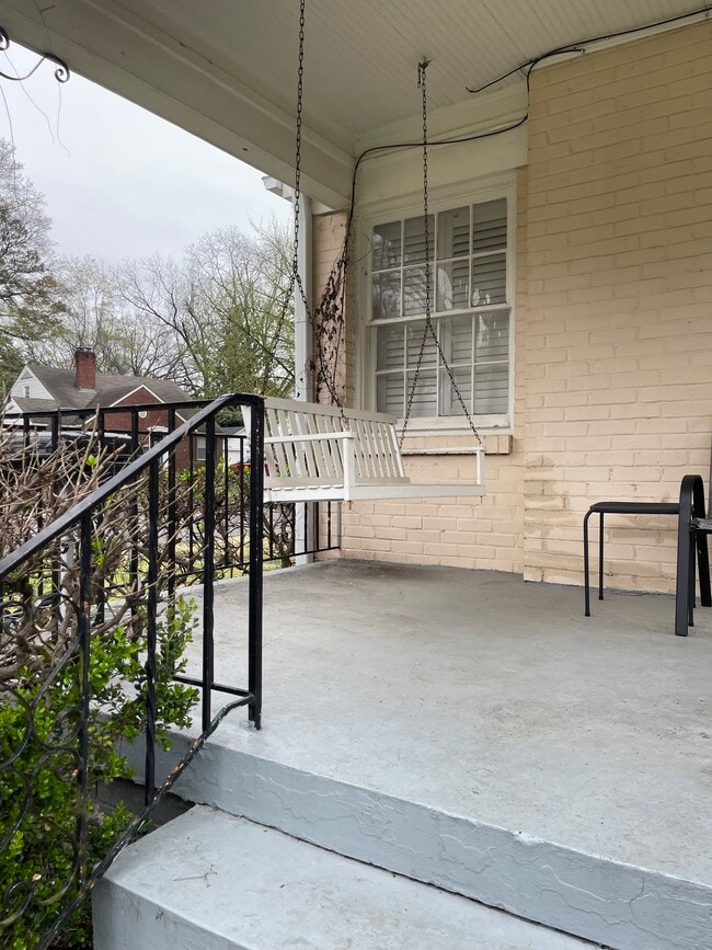 Photo - 3641 Cowden Ave