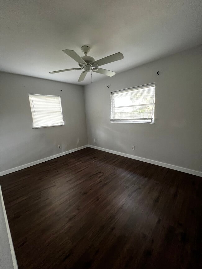 254 Plumosa Dr Unit B