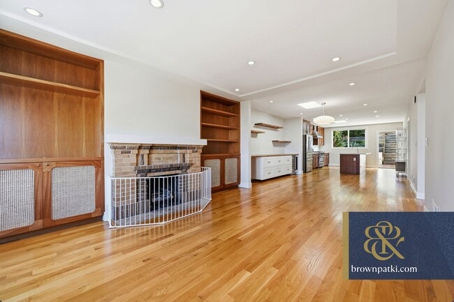Photo - 360 Chenery St
