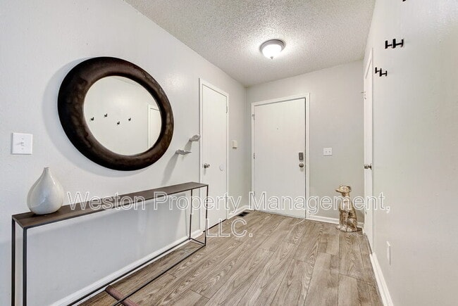 Photo - 4104 Mason Dr