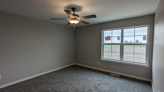 Photo - 2865 Rookwood Ln