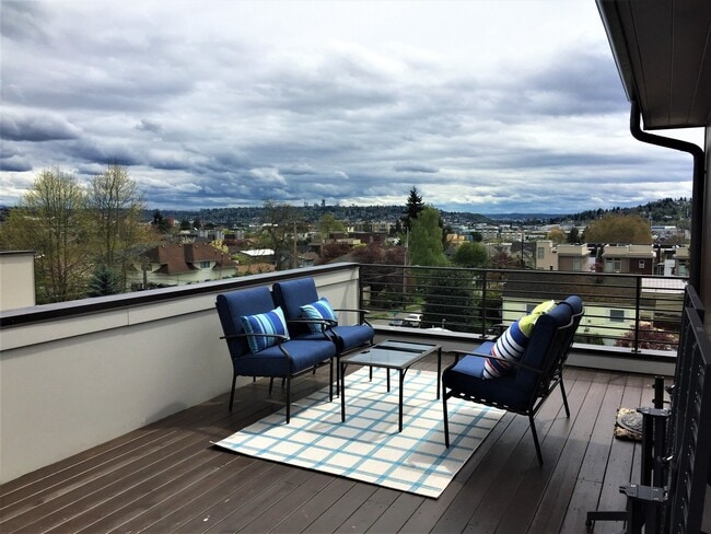 Photo - Gorgeous! 4-Star Green 3 bed 2.25 bath townhome in Ballard available for March 21st for $3800