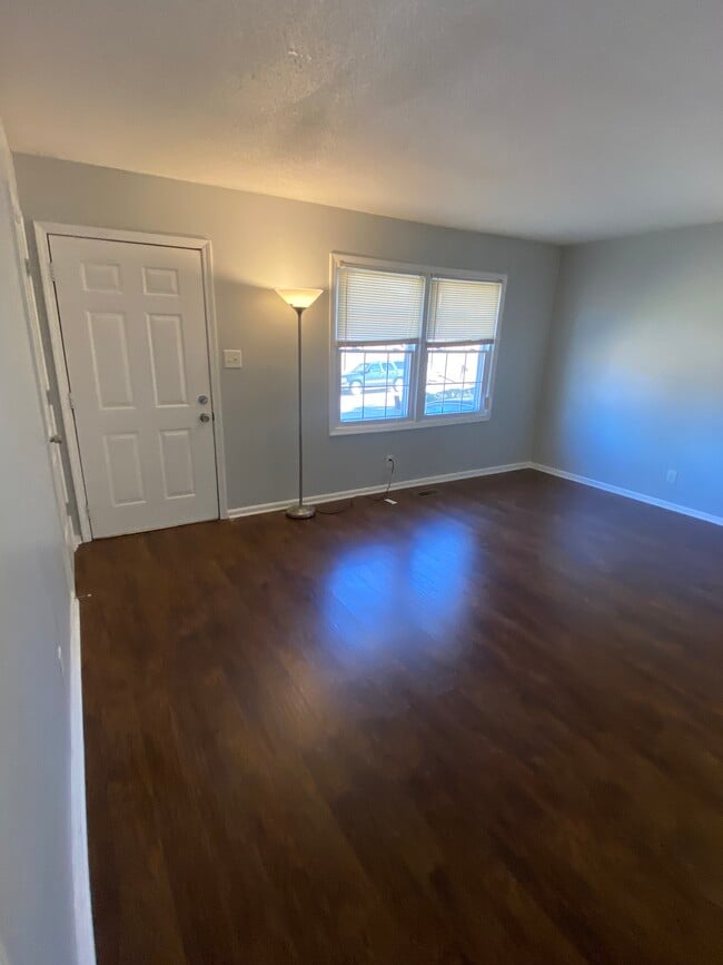 Photo - 2206 Emerson Pl