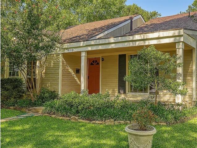 Building Photo - 9239 E Lake Highlands Dr Rental
