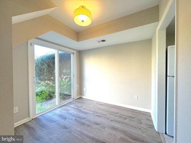 Photo - 9689 Hagel Cir