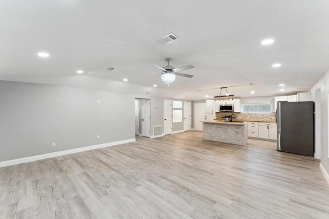 Photo - 8576 E B Cooper Hwy