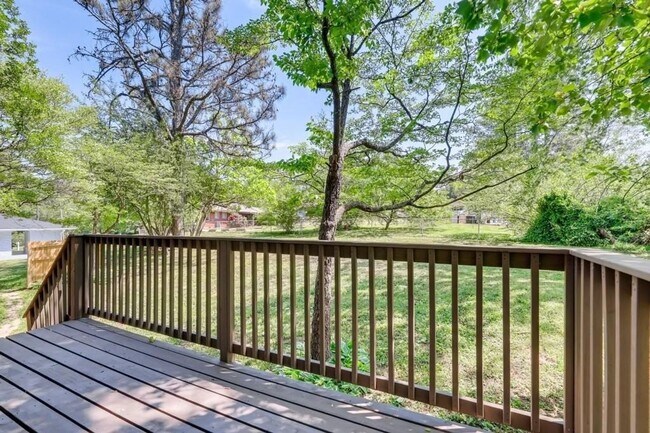 Photo - 266 Hurt A-B Unit 266-B