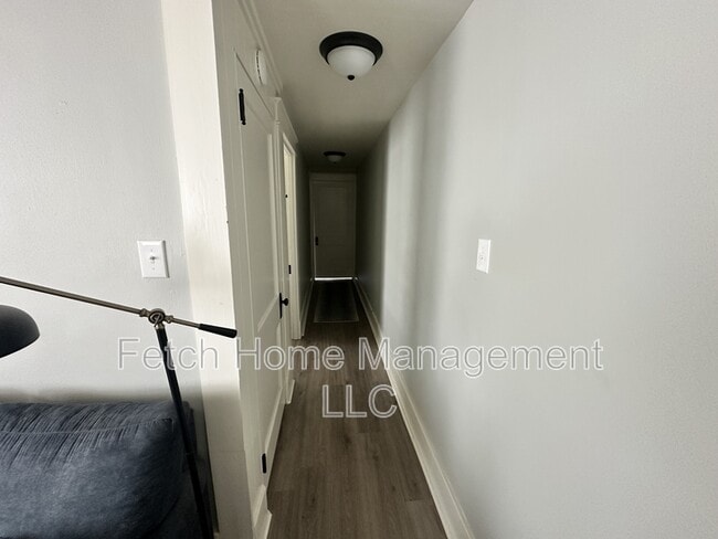 Photo - 836 W Main St