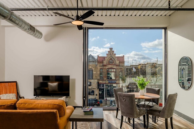 Photo - 127 N Appleton St Unit ID1341592P