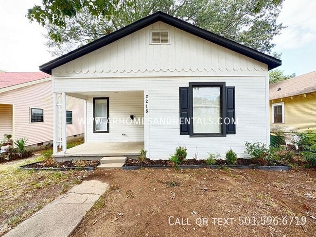 Building Photo - 2218 S Park St Rental