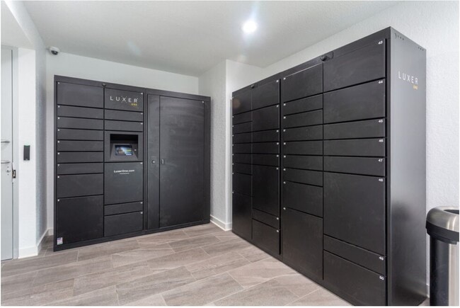 Building Photo - 8787 Hammerly Blvd Unit 1127 Rental