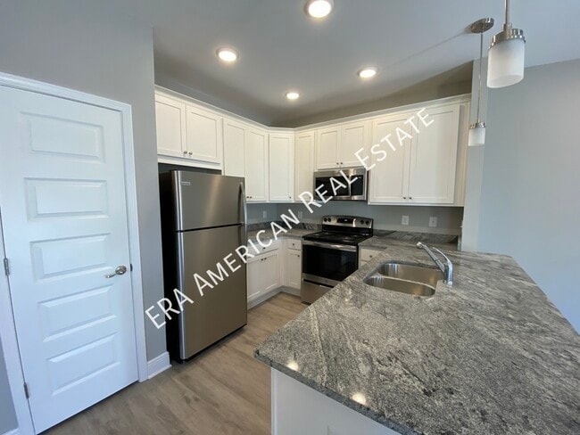 Photo - 1004 Grace Ln