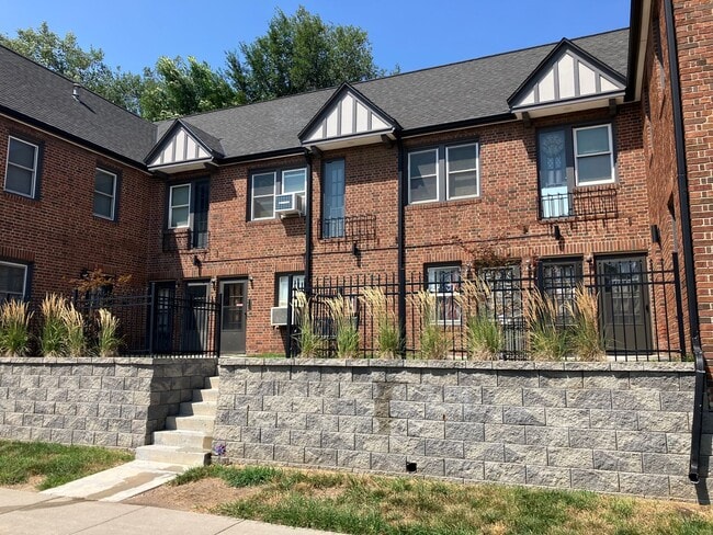 Photo - 10 N 31st