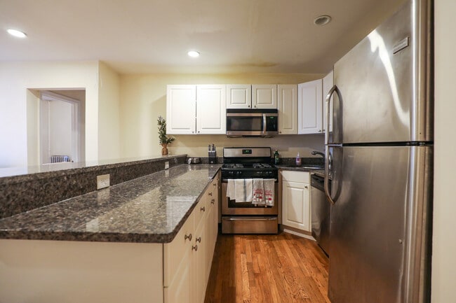 Photo - 60 Egmont St Unit 1