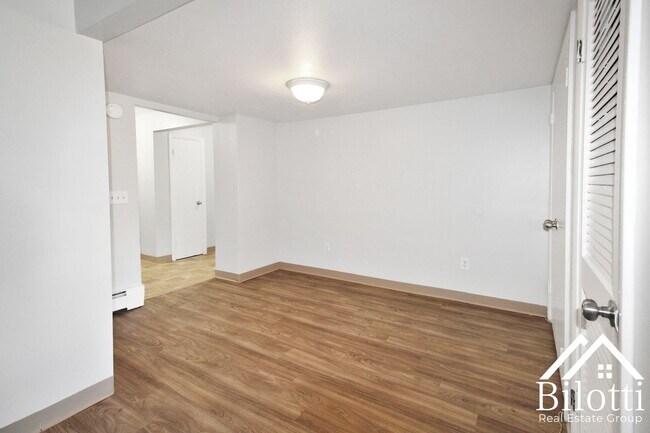 Photo - Hillside Terrace Apartments