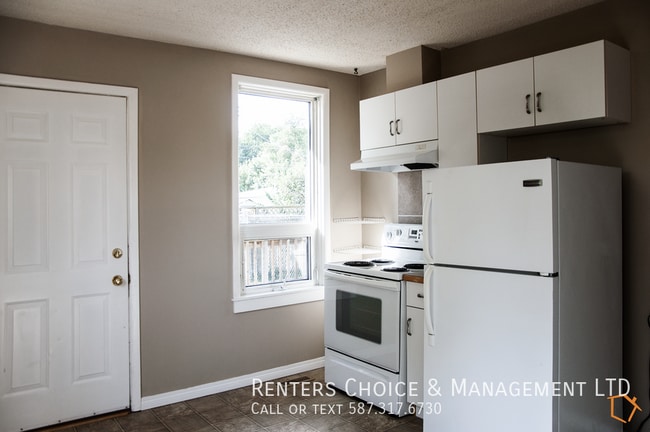 Photo - 2 Bedroom House With Fenced Yard