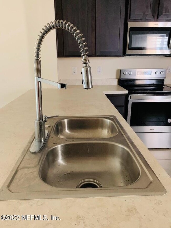 Photo - 7703 Legacy Trl