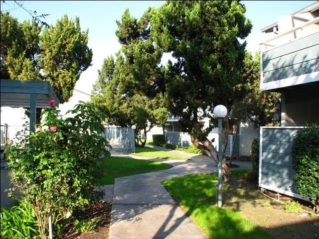 Photo - VILLAGE GREEN