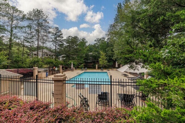 Photo - 350 Wood Lake Dr House