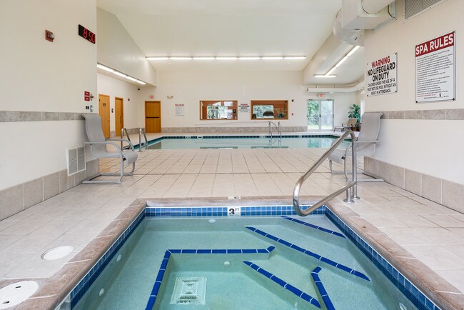 Platinum Valley Apartments