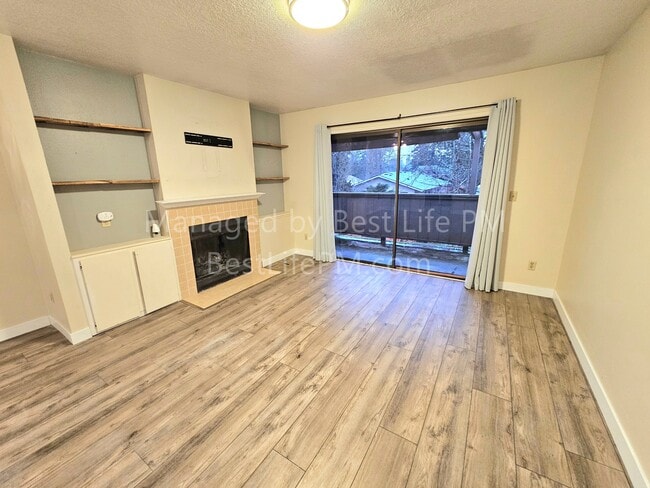 Photo - 603 SE 148th Ave