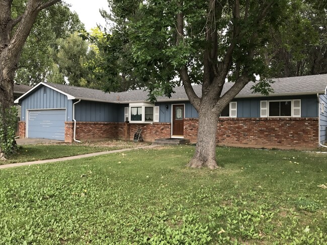 Building Photo - Spacious 3 Bed 2 Bath House Near CSU Campus!