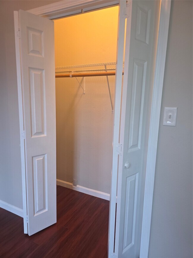 Photo - 1614 Market St