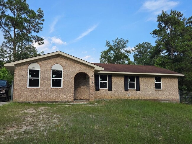 Building Photo - Fully Renovate Property Available for rent NOW!