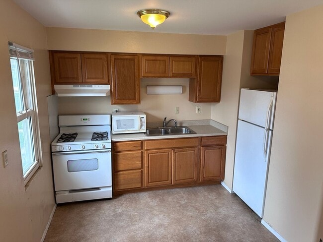 Photo - 820 Hot Springs Ave Unit 820 Hot Springs Ave Apt C