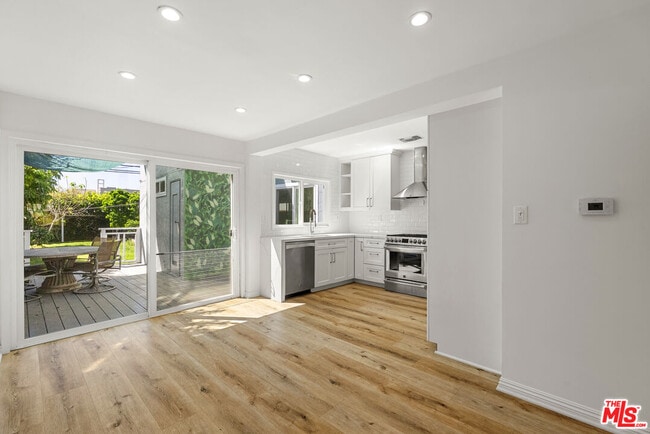 Photo - 2031 Glendon Ave