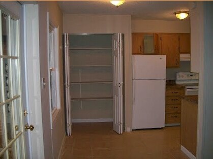 Kitchen - Kades Cove