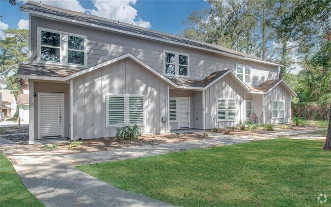 Building Photo - 12274 Wild Pine Dr Unit B Rental