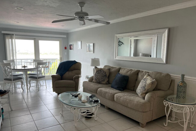 Photo - 100 Silver Beach Ave Unidad 906 Rental