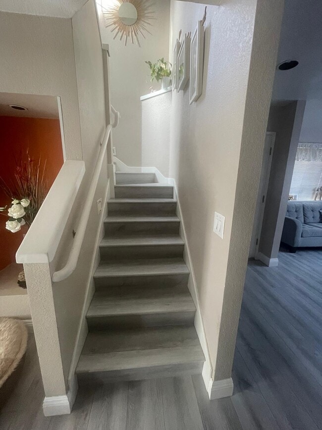 Photo - 7734 Creekside Dr