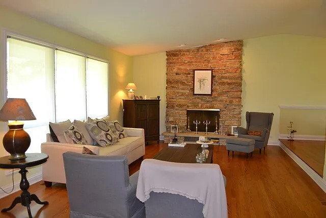 Photo - 1835 Silverwillow Dr