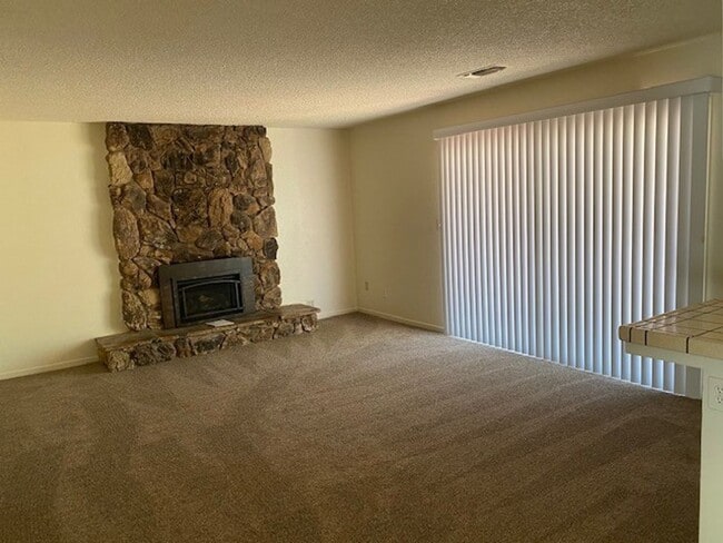 Photo - Nice 2 story 3/2 in Lake of the Pines