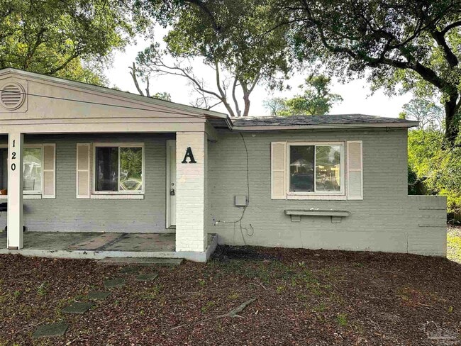 Photo - 120 Holmes Dr