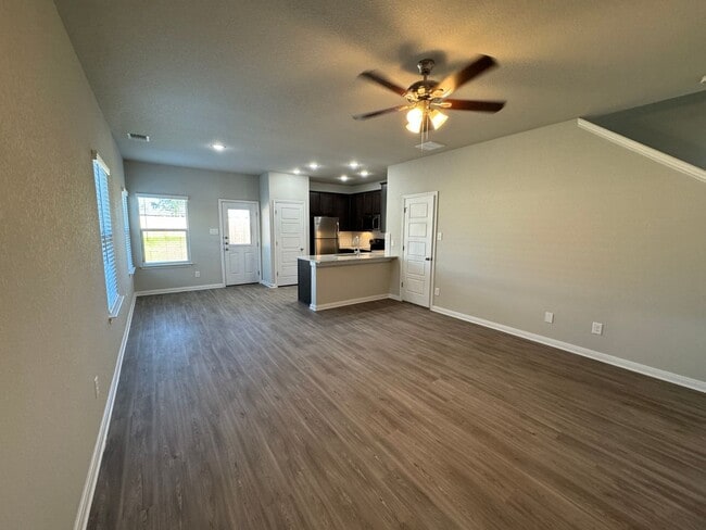 Photo - Luxury 3/2.5 2 Story Townhouse in NBTX
