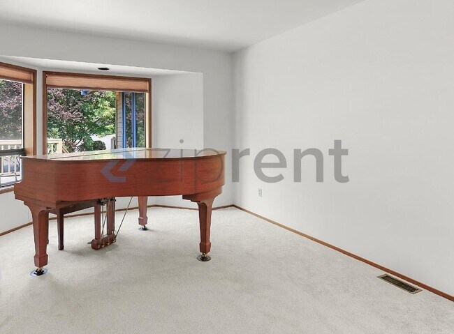 Photo - Unit