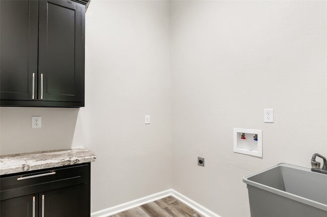 Photo - 1031 County Rd 3404