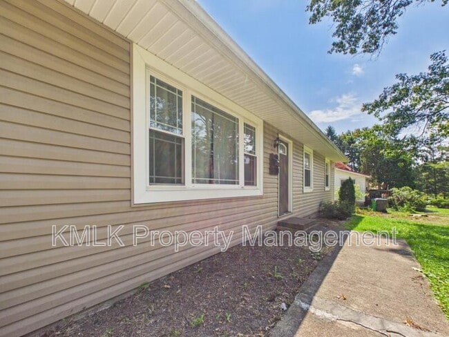Photo - 3901 Vira Rd