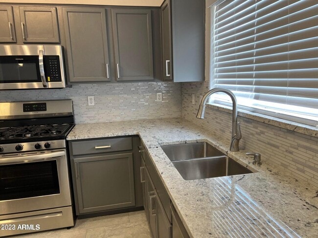 Photo - 12421 W Pershing St